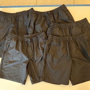 x5 pairs of OLD NAVY black STRETCHTECH athletic men’s shorts - size M